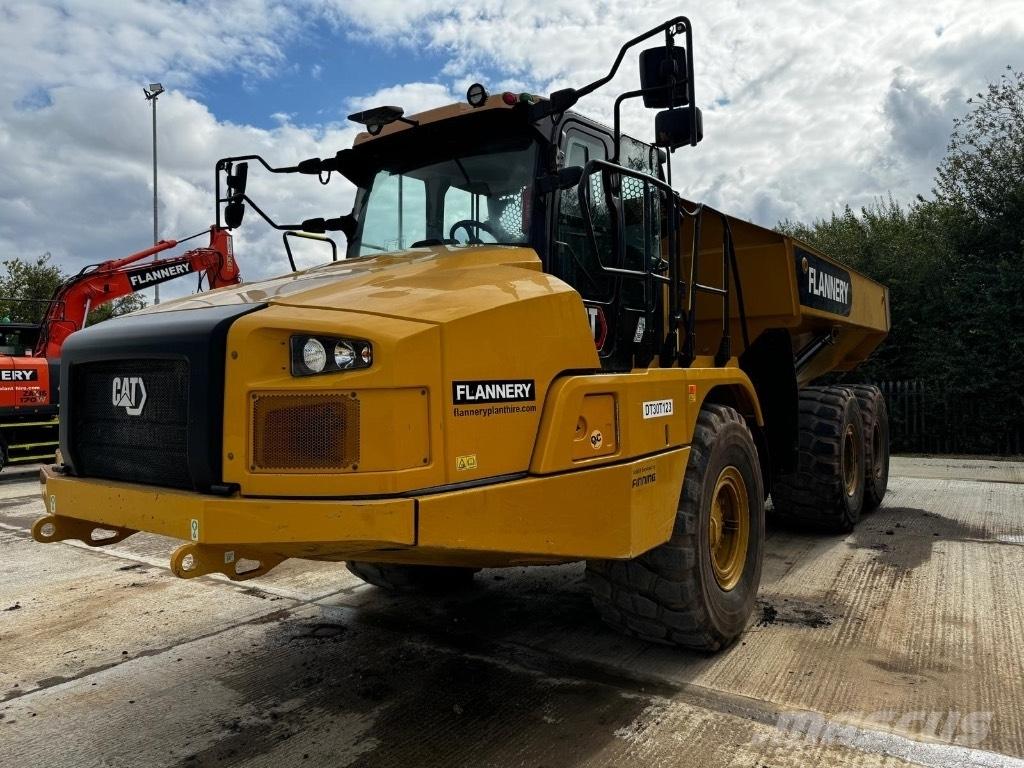 CAT 730 铰接式自卸车