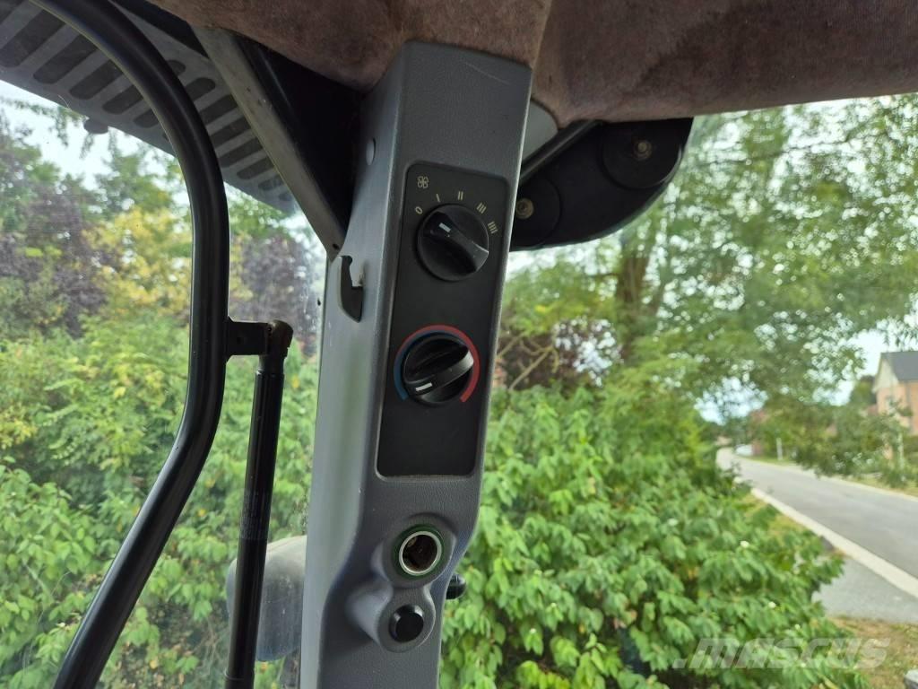 New Holland TS 100 A 拖拉机/农用车