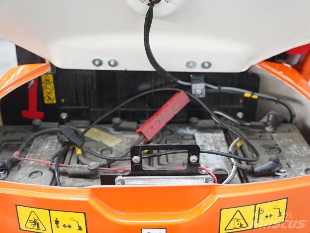 JLG Toucan 8 E 客货电梯
