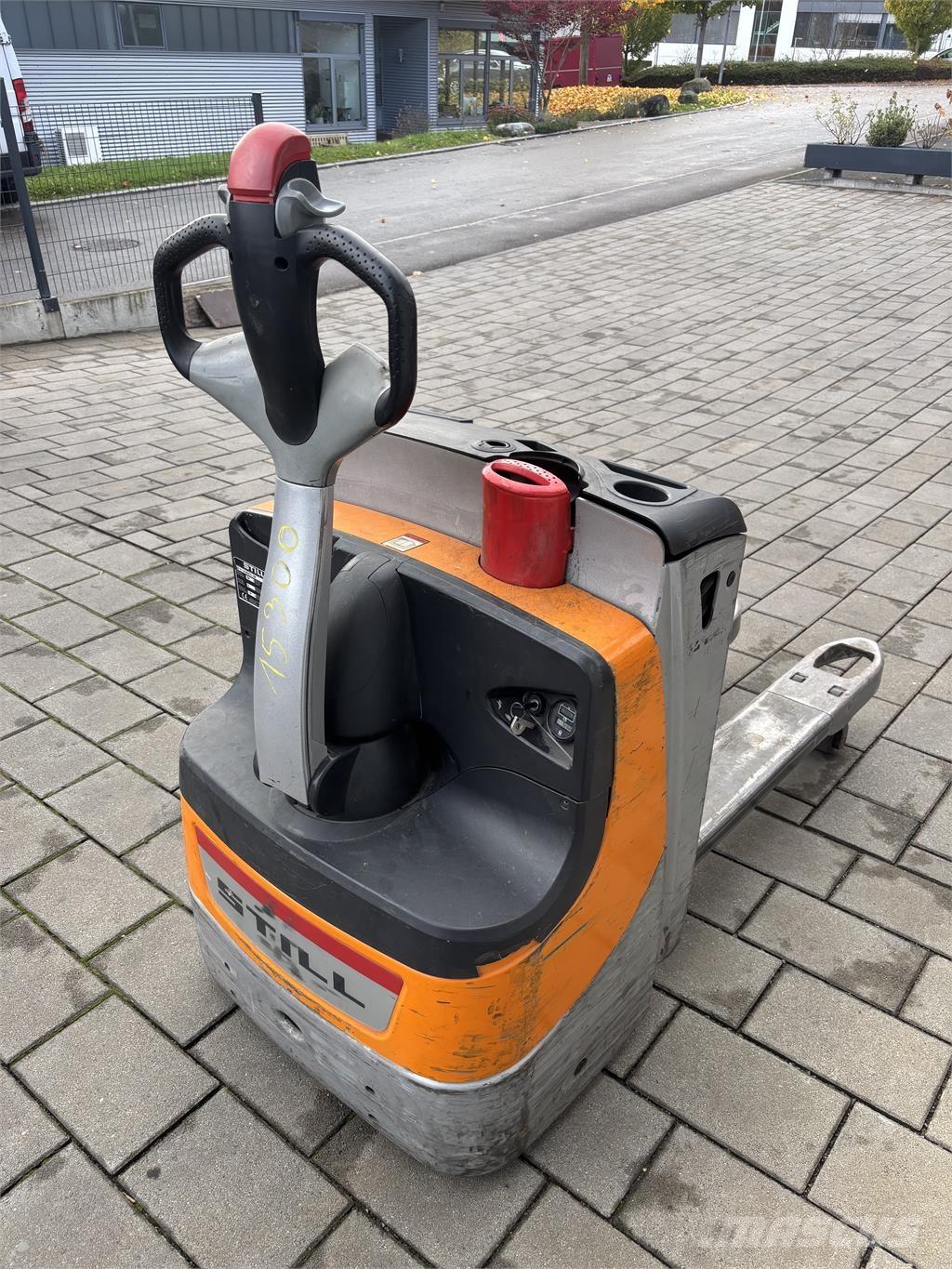 Still EXU16 手推堆垛车