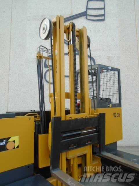 Hubtex VD 35 四轮前移式叉车