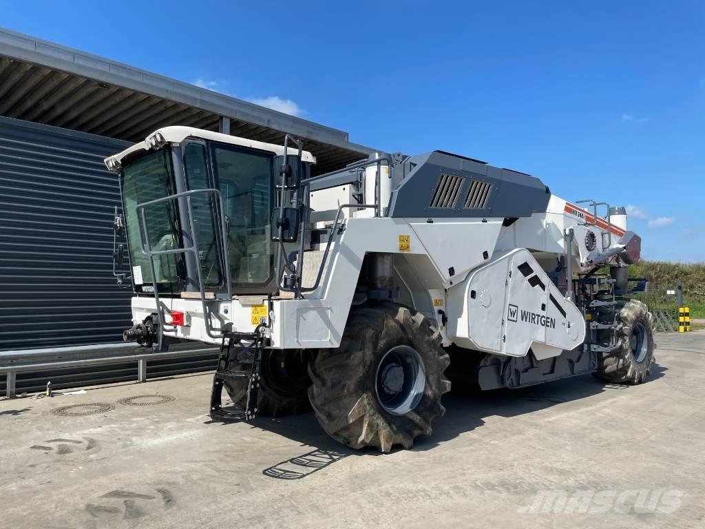 Wirtgen WR 240I 沥青再生设备