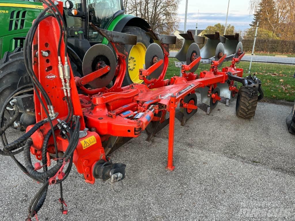 Kuhn Vari-Master 123 双向犁