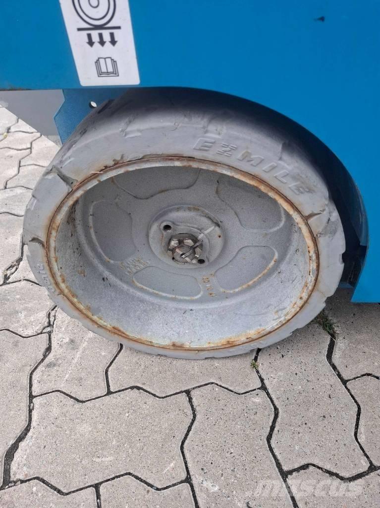 Genie GS 4047 剪叉式升降机