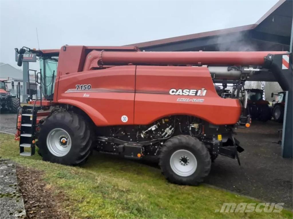 Case IH 7150 AF 联合收割机