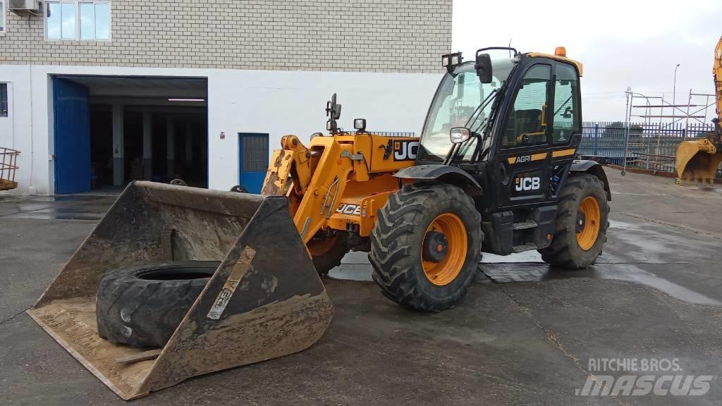 JCB 532-70 伸缩臂叉装车|叉装车