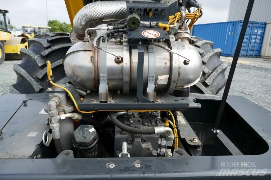 Bomag BW 213 PDH-5 土壤压实机