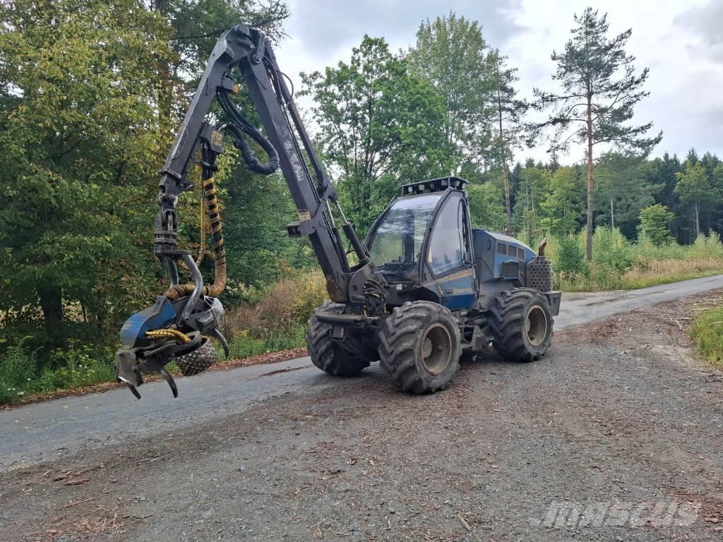 Rottne H8D 收割机