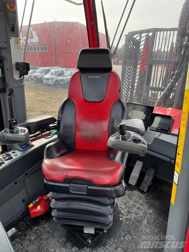 Komatsu 895 集运机