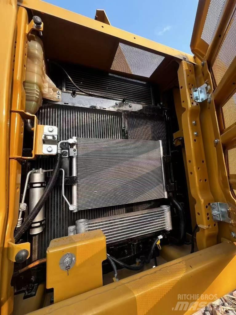 CAT CAT320GC 履带挖掘机
