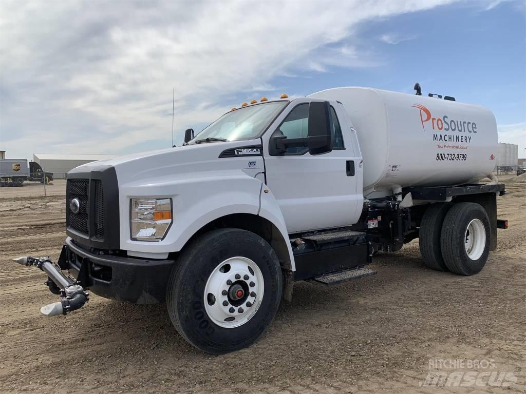 Ford F 650 XL SD 水罐车