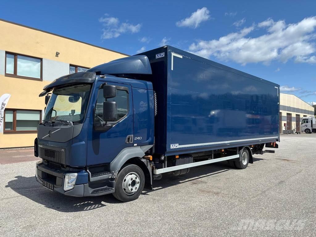 Volvo FL240 + LIFT 厢式货车