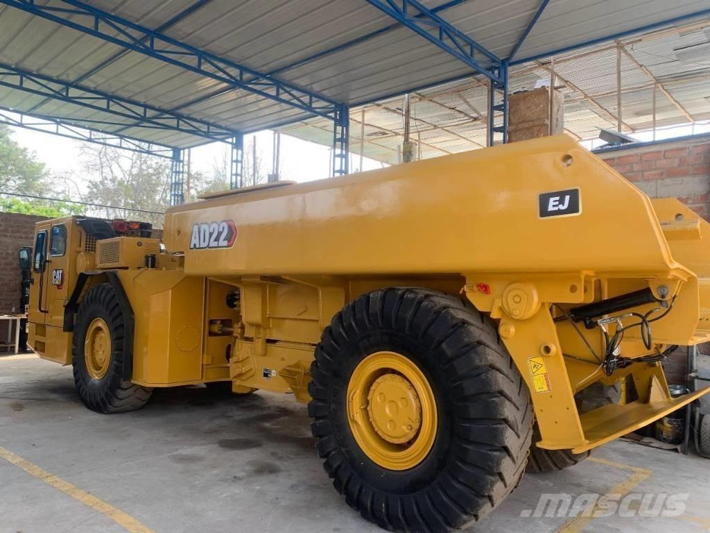 CAT AD 22 自卸式货车