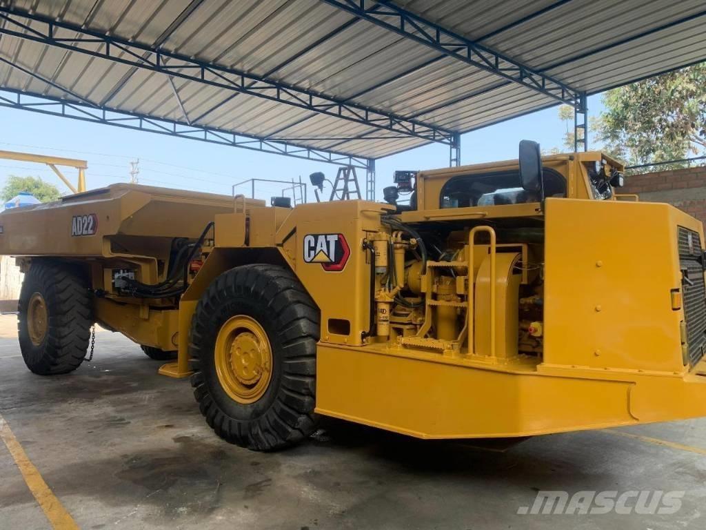 CAT AD 22 自卸式货车
