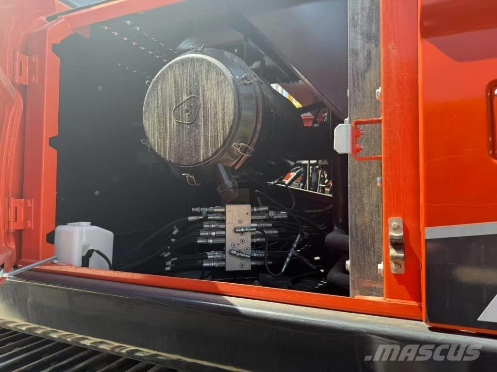 Doosan DX 340 履带挖掘机