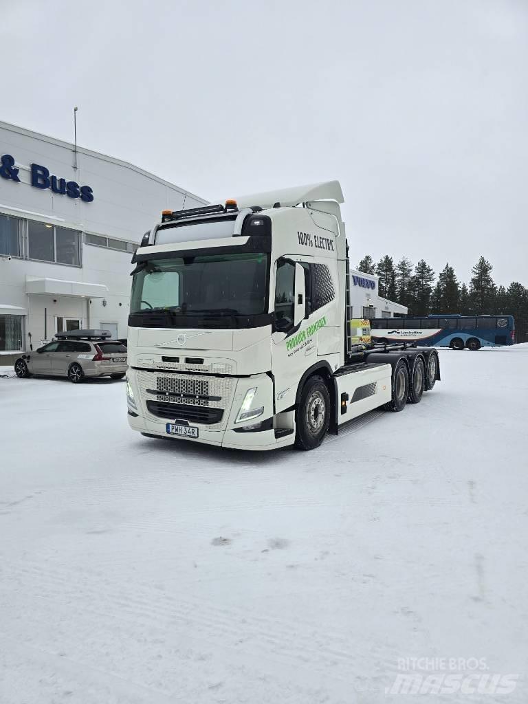 Volvo FM Electric 工程吊钩车