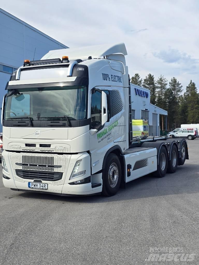 Volvo FM Electric 工程吊钩车