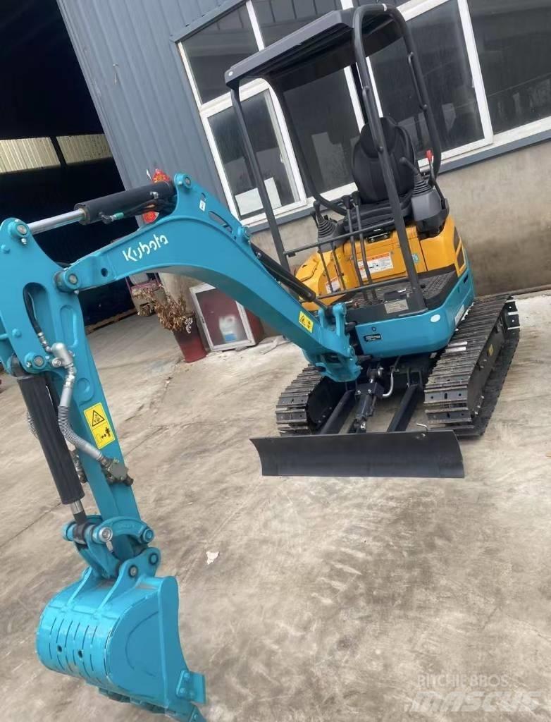 Kubota U 15 小型挖掘机