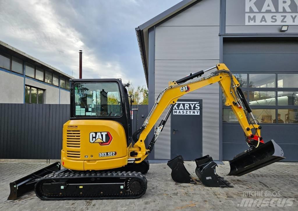 CAT 303.5 E CR 小型挖掘机
