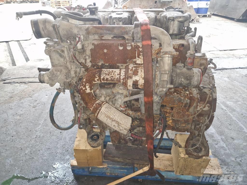 Liebherr D934S A4 发动机