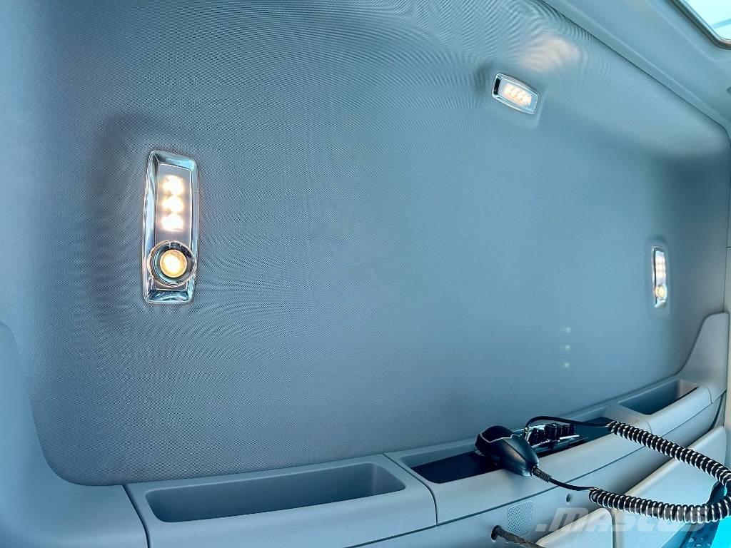 Kenworth T880 牵引车