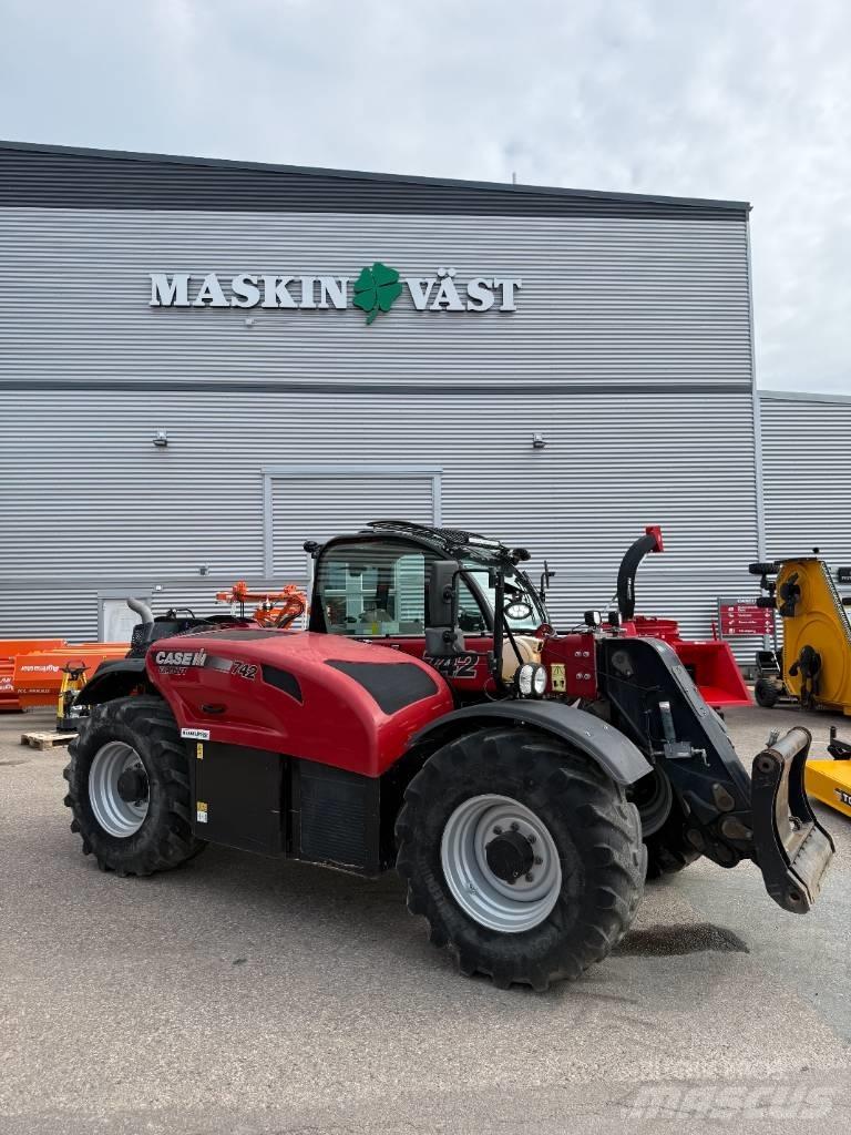 Case IH Farmlift 742 伸缩臂叉装车|叉装车