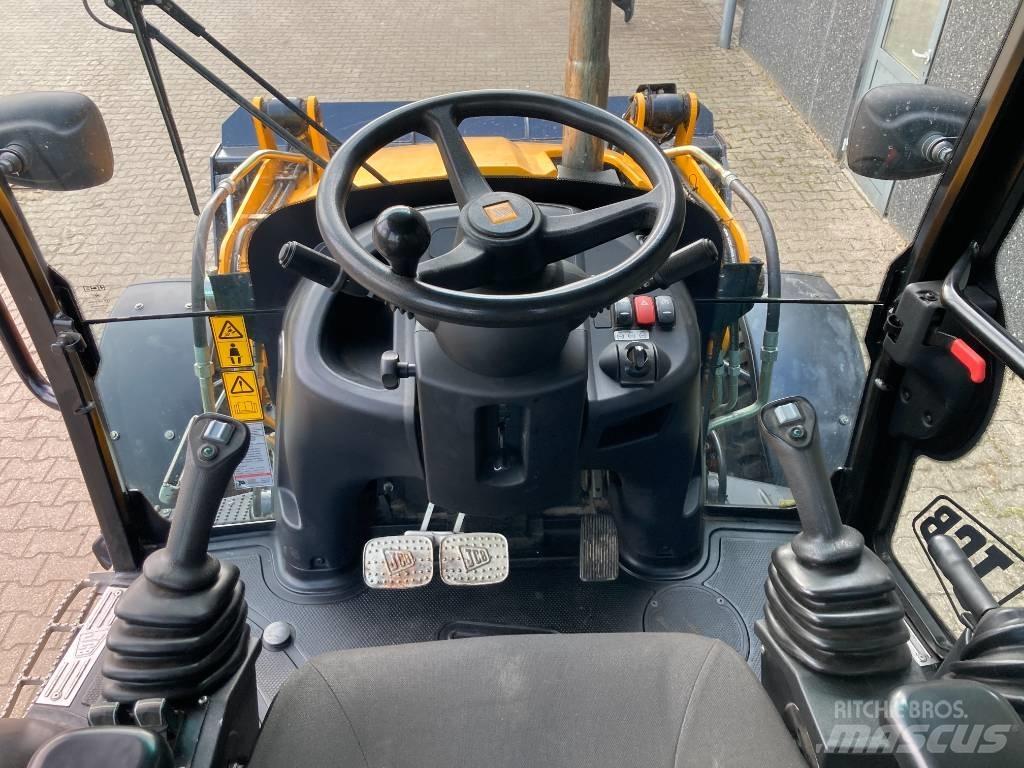 JCB 3 CX 反铲装载机