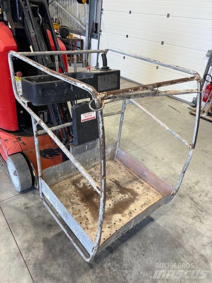 Manitou 100 VJR 客货电梯