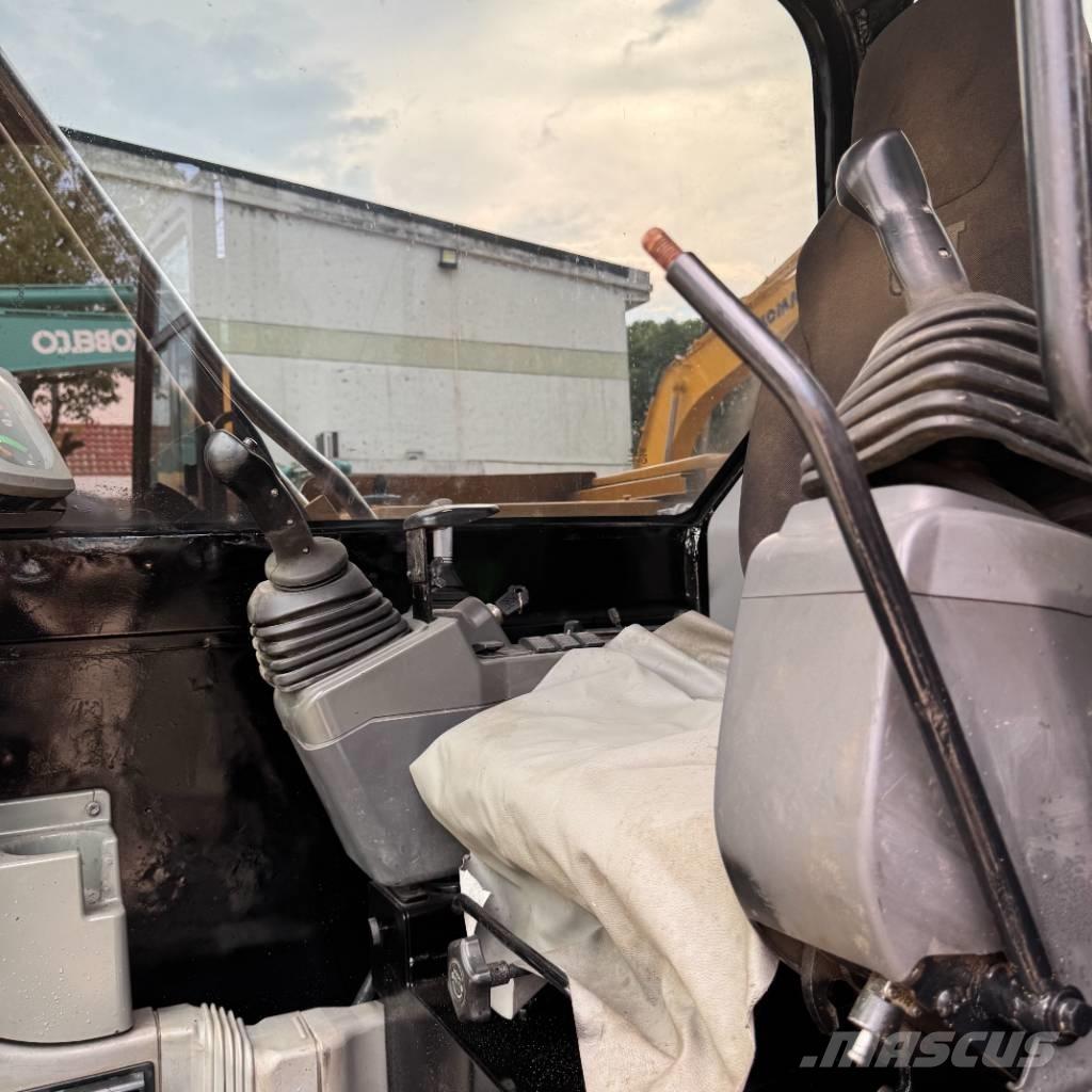 CAT 308 中型挖掘机