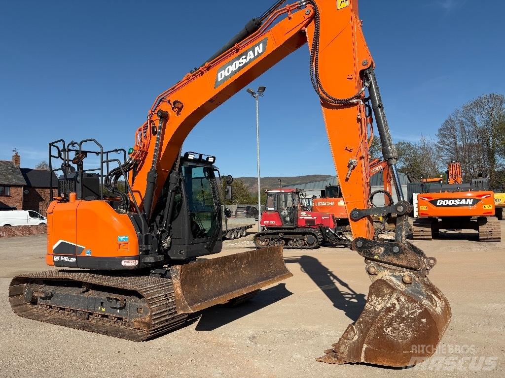 Doosan DX140LCR-7 履带挖掘机