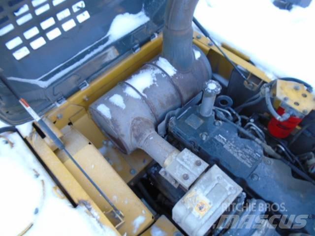 Komatsu PC 200 LC-8 履带挖掘机