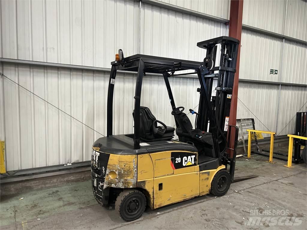 CAT EP20PN 电动叉车