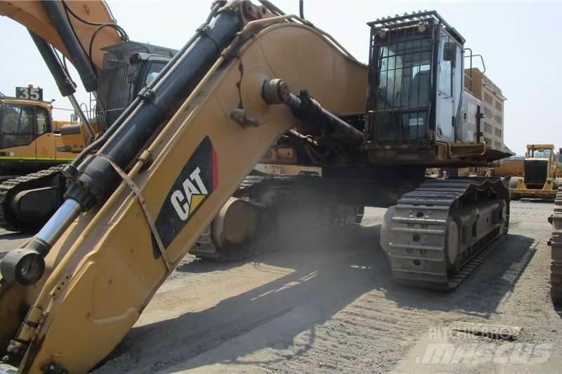 CAT 390FL 小型挖掘机