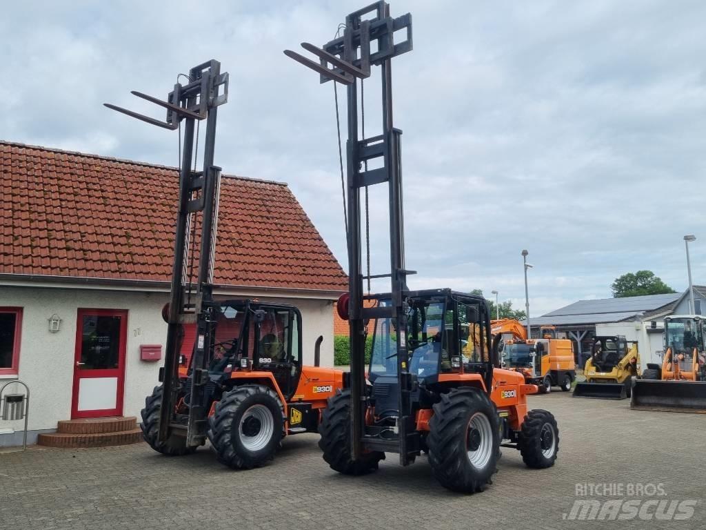 JCB 930-4 越野叉车|叉装车