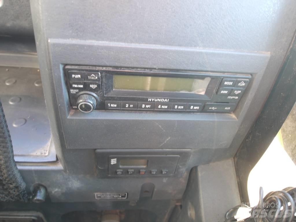 Hyundai R 160 W-9A 轮式挖掘机