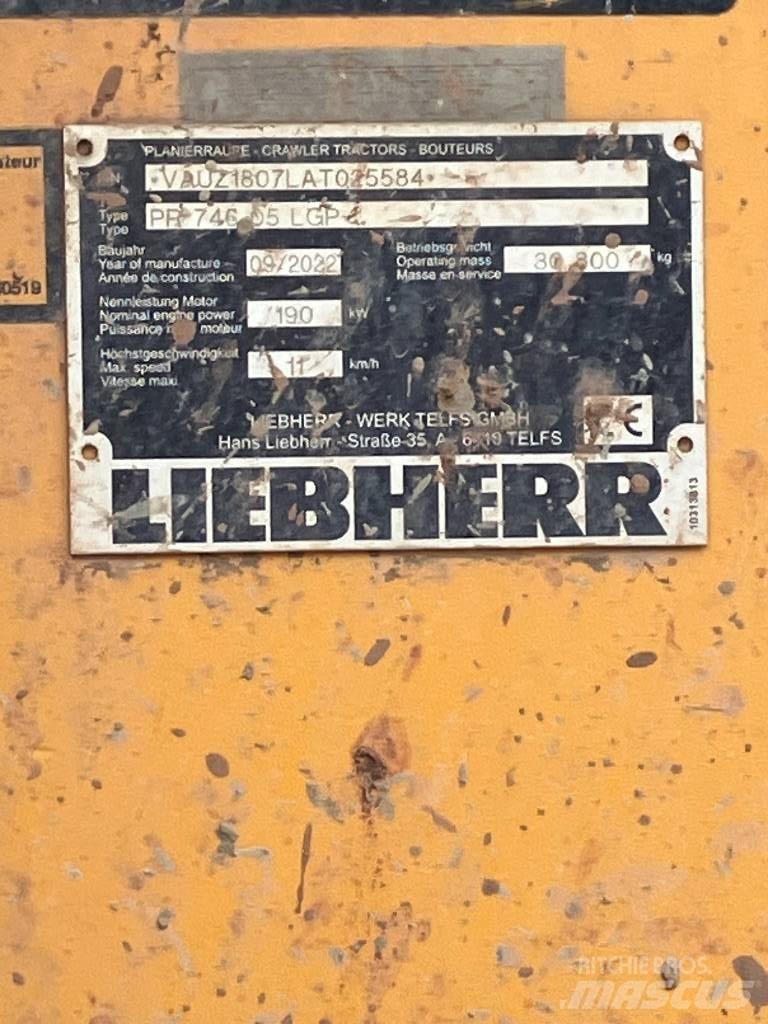 Liebherr PR 746 履带式推土机