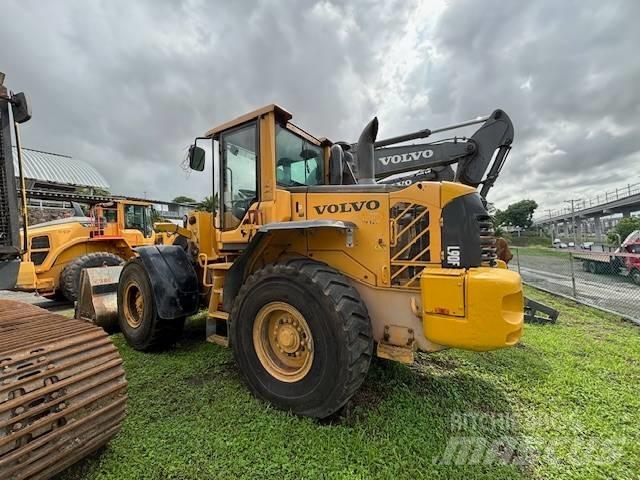 Volvo L 90 F 轮式装载机