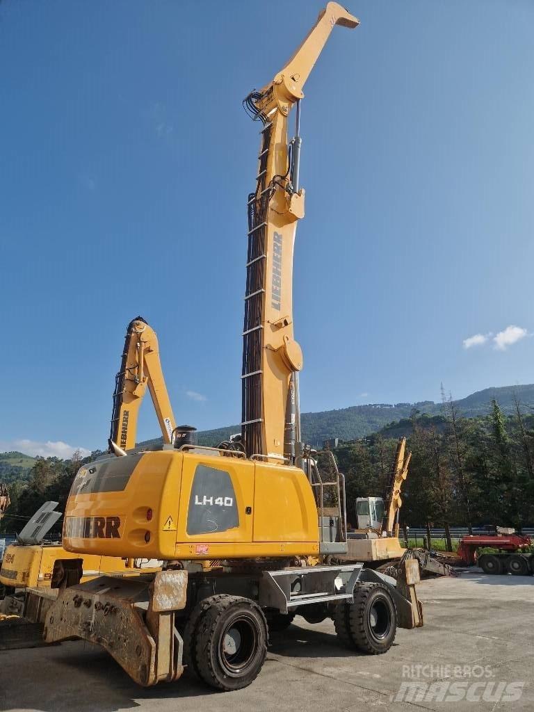 Liebherr LH40M 工业挖掘机