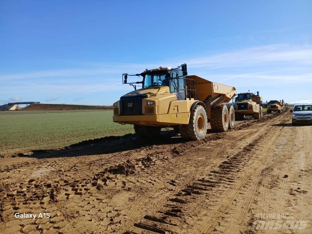 CAT 745 铰接式自卸车