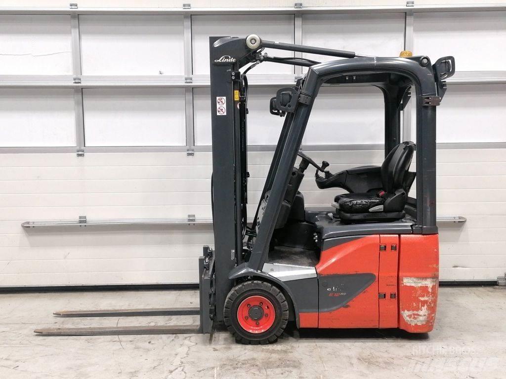 Linde E12-02 电动叉车