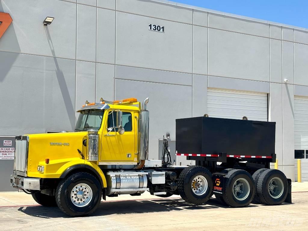 Western Star 4900 SA 牵引车