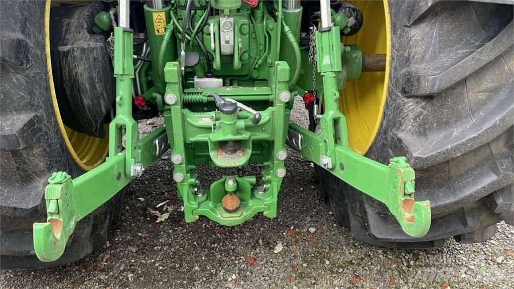 John Deere 6R215 拖拉机/农用车