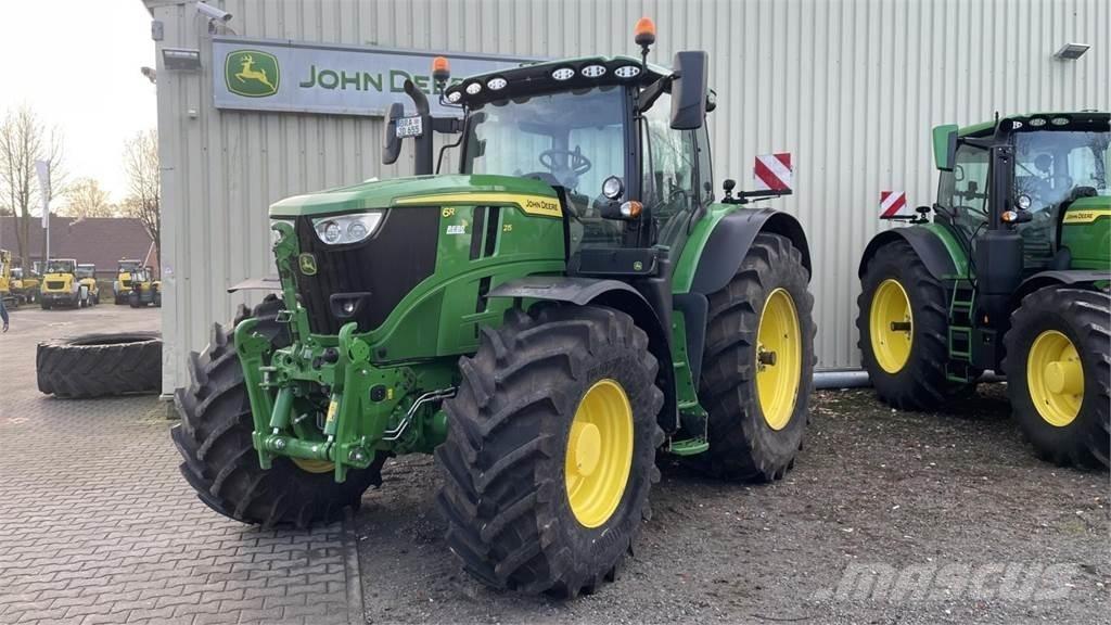 John Deere 6R215 拖拉机/农用车