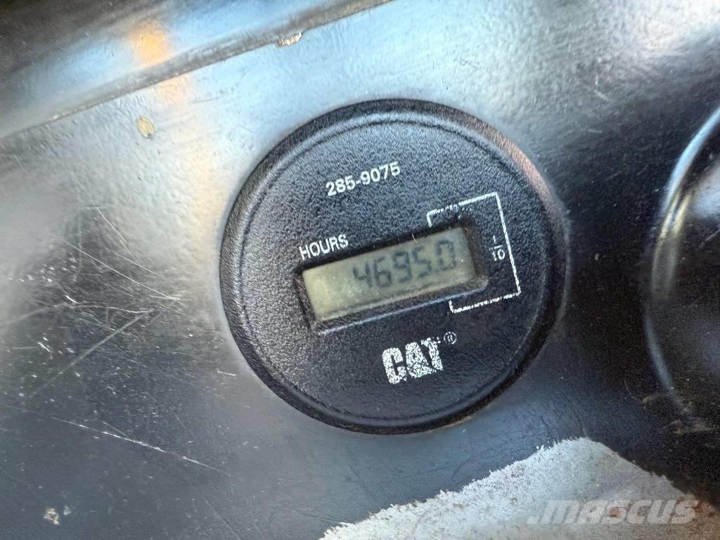 CAT 308 D CR 中型挖掘机