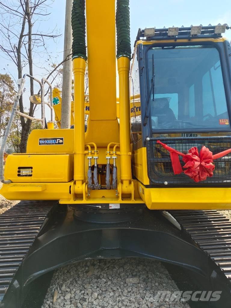 Komatsu PC 200 履带挖掘机