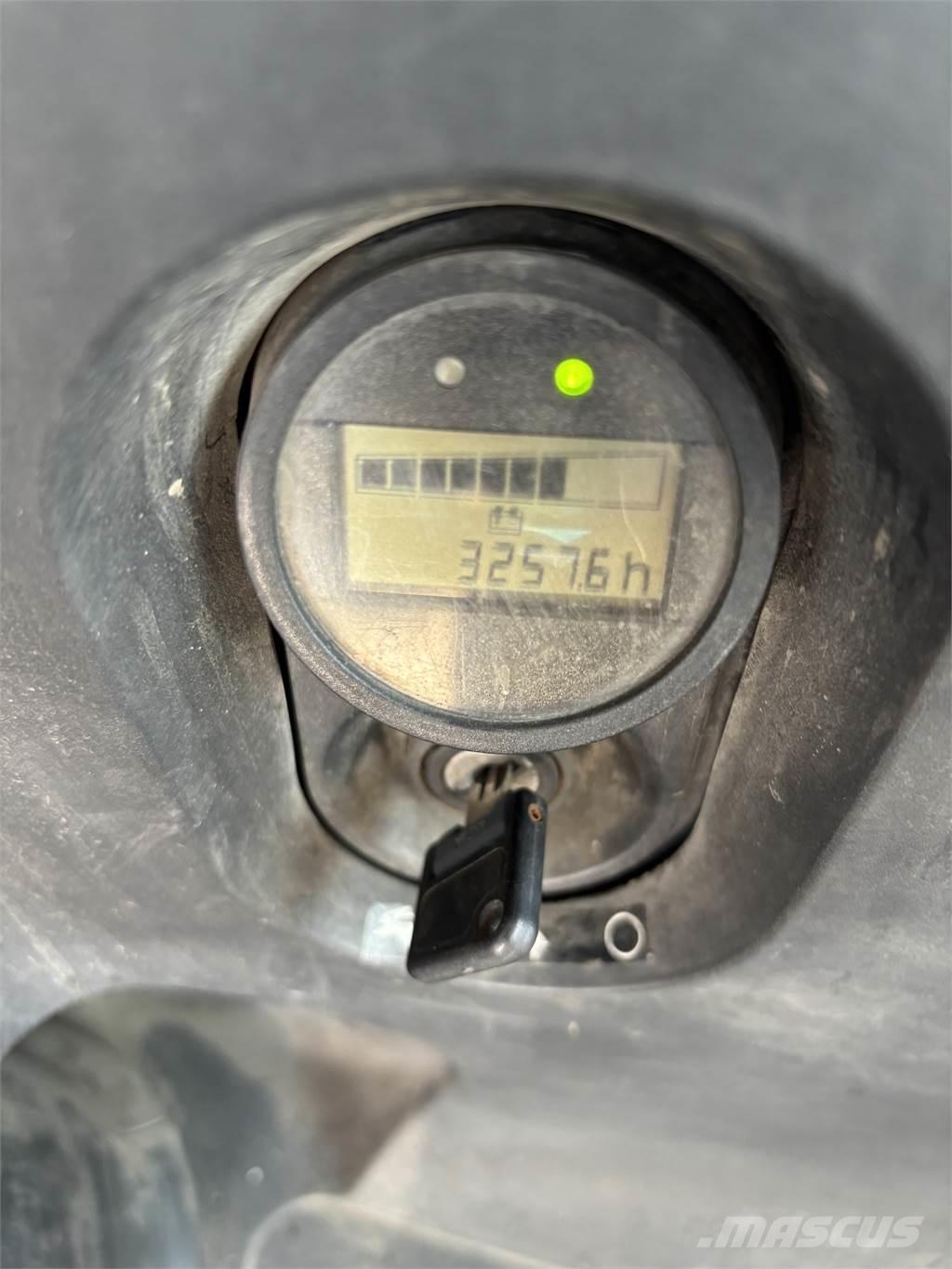 Still EXV10 行走式堆垛机