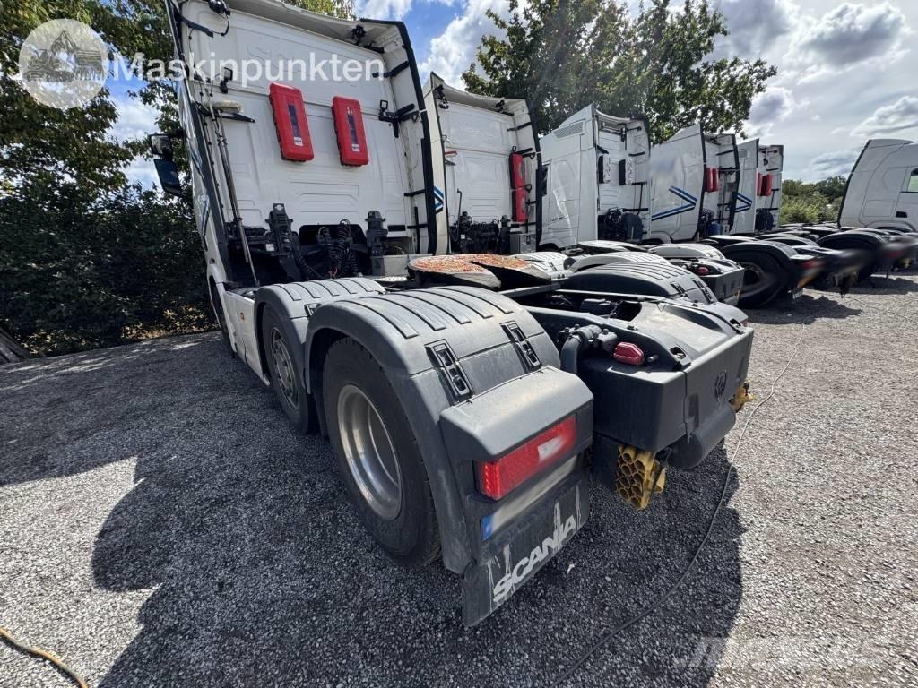 Scania R 500 牵引车