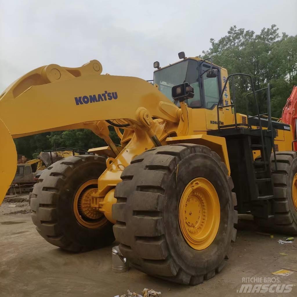 Komatsu WA 600 轮式装载机