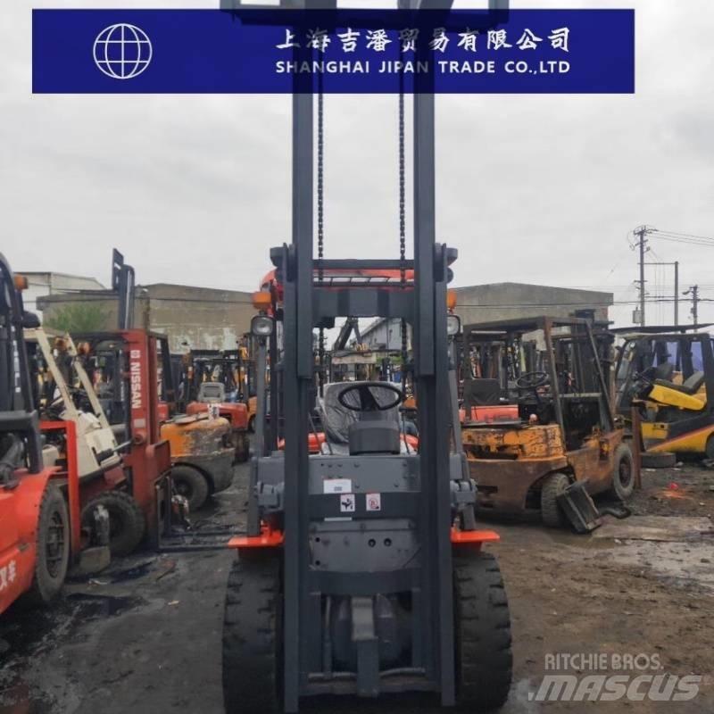 Heli H2000 30 柴油叉车