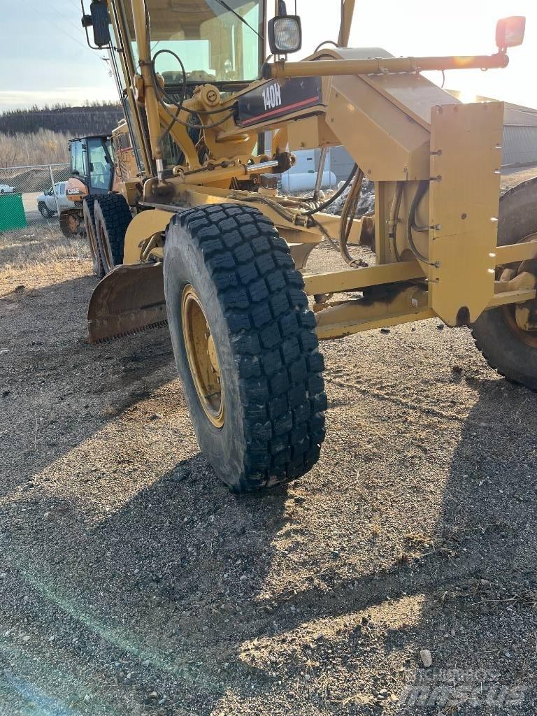 CAT 140 H 平地机/推土机